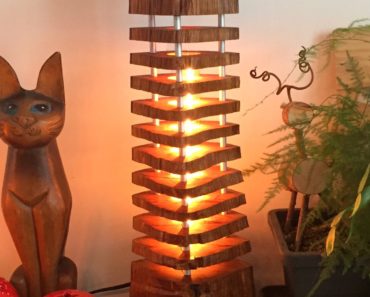 Column Wood Log Lamp