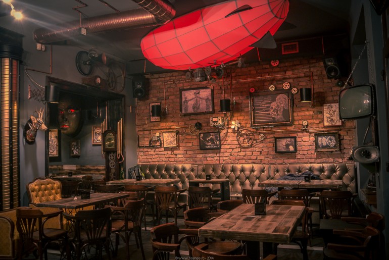 Steampunk Bistro Pub with nice lamps