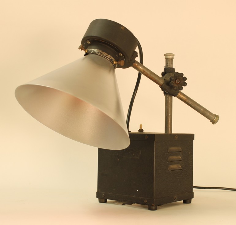 Ultraviolet Generator Table Lamp