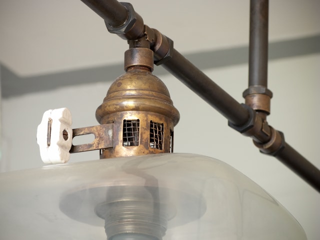 Converted gaz lamp