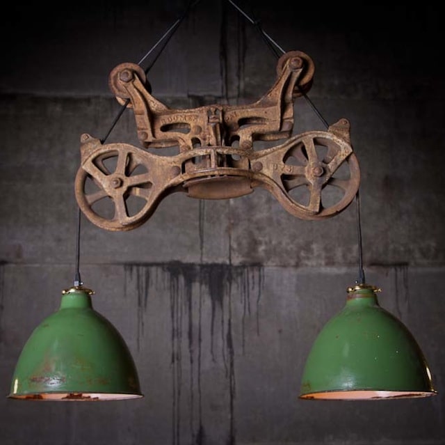 Bubba Hay Carrier Hanging Lamp