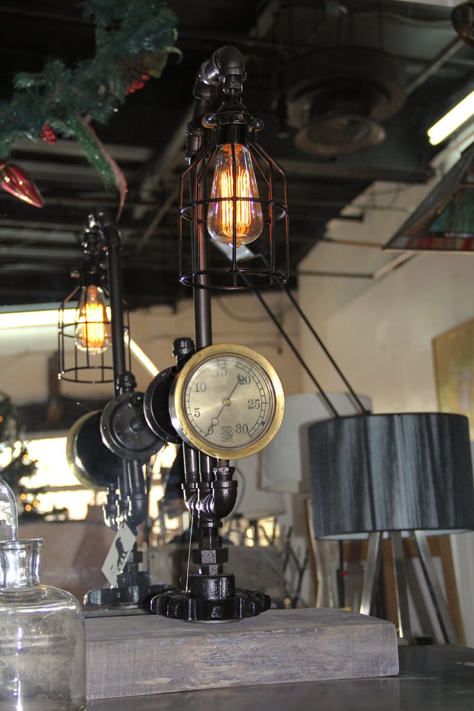 Steam Pipe Industrial Table Lamp