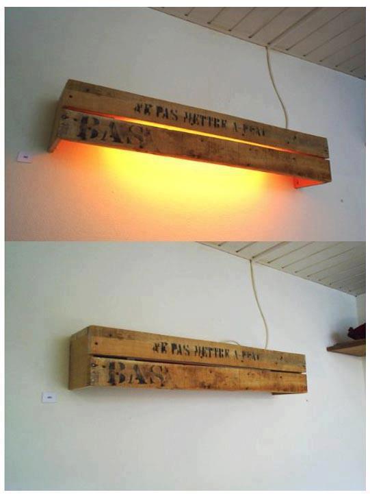 Rustic Wall Pallet Lamp