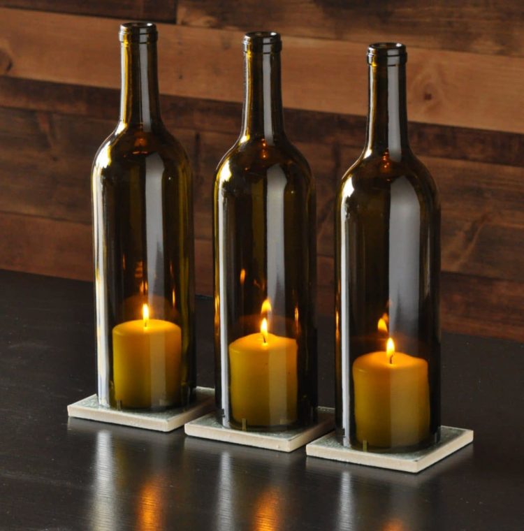 Easy Crafts for Christmas: Candle in a Wine Bottle