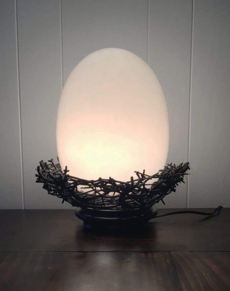 Nesting Egg Table Lamp