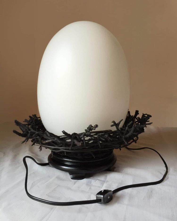 Nesting Egg Table Lamp