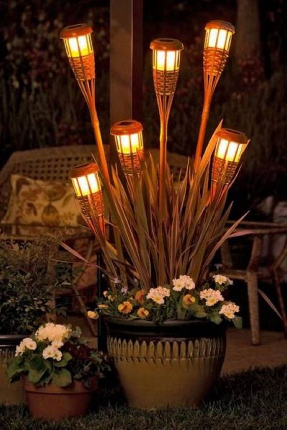20 Outdoor Lighting Ideas for a Shabby Chic Garden 6 is 20 Outdoor Lighting Ideas for a Shabby Chic Garden 6 is