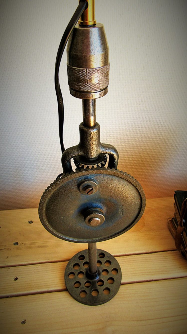 Lumimeca Recycled Steampunk Table Lamp
