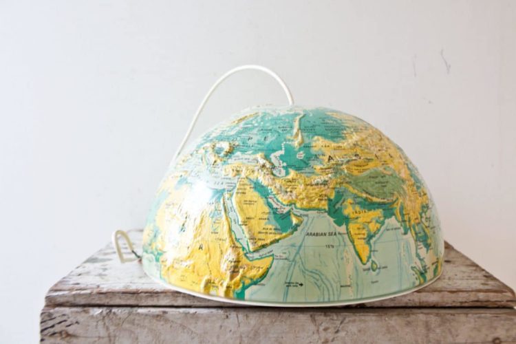 How to make a globe-shaped custom lamp shade for suspension