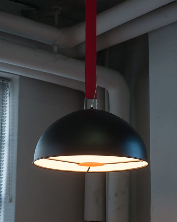 Big Strap Lamp ONE 2 - Pendant Lighting - iD Lights