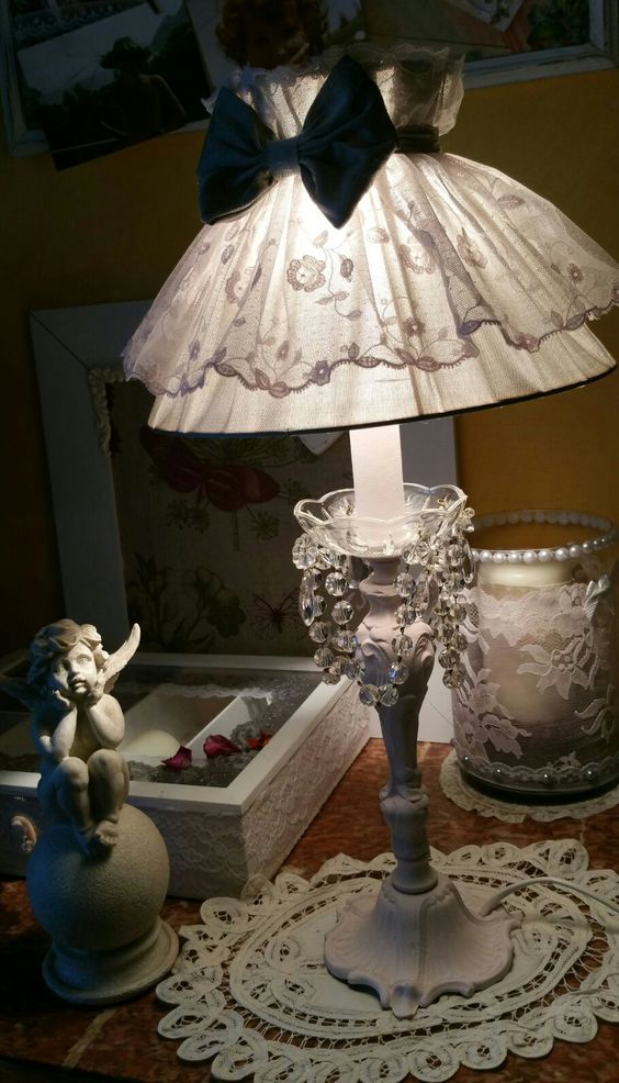 12 Original Shabby Chic Lighting Ideas