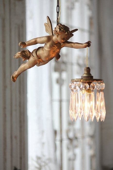 12 Original Shabby Chic Lighting Ideas