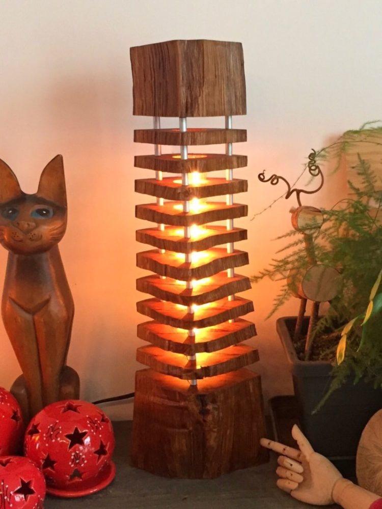 Column Wood Log Lamp