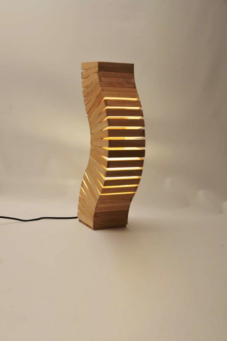 Oak Wood Spine Lamp