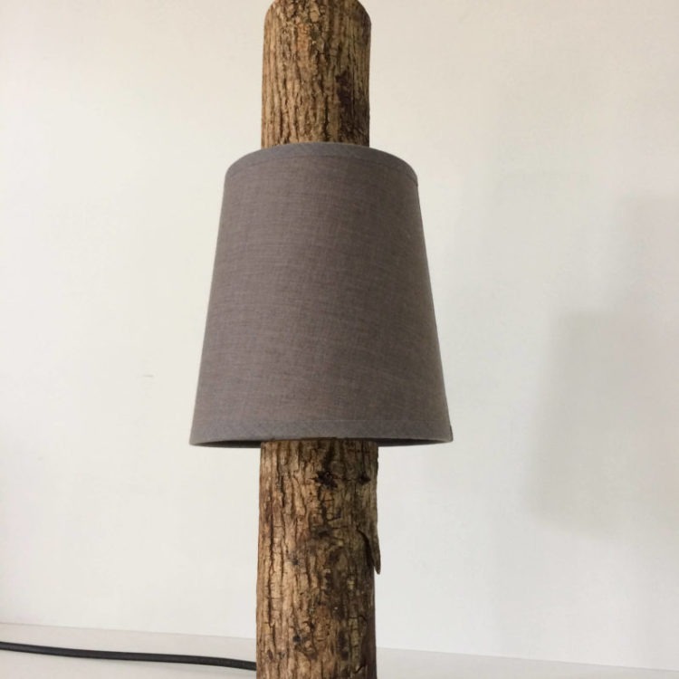 Amazing Simple Log Lamp with Shade