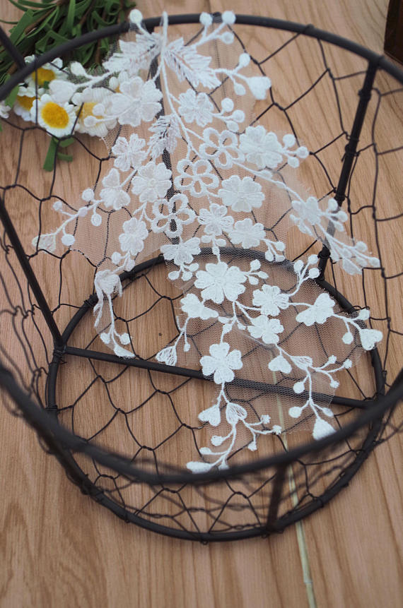 Cute Lace Headpiece for Wedding Applique