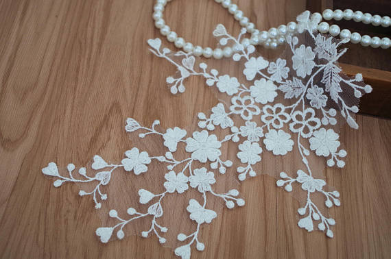 Cute Lace Headpiece for Wedding Applique