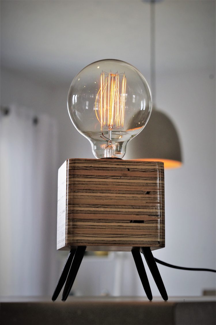 Submit a lamp -