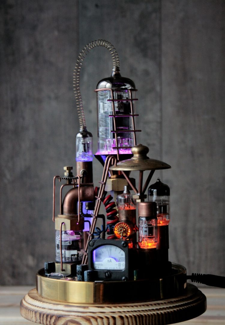 Pure Steampunk lamp Benjamin 3 - industrial - iD Lights